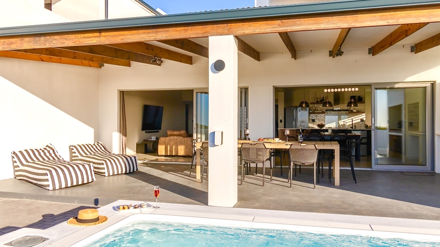 6 Bedroom Property for Sale in Dwarskersbos Western Cape